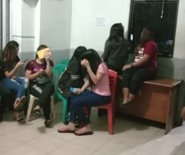 Sejumlah wanita diamankan petugas Satpol PP Pekanbaru dalam razia di beberapa lokasi pada 22 Agustus malam hingga 23 Agustus 2019 dini hari. Foto: Istimewa.