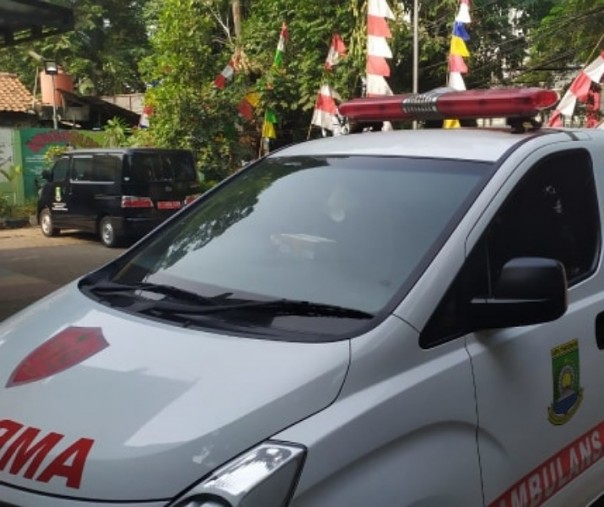 Ambulans di Puskesmas Cikokol, Tangerang. (Foto: Maulana Ramadhan/kumparan)