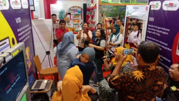 Semarak Riau Expo 2019 di stand Riau24 Group (foto: dok/riau24group)