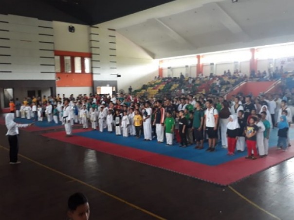 Ratusan taekwondoin se-Kota Pekanbaru saat akan mengikuti Porkot VII Pekanbaru 2019 cabor taekwondo