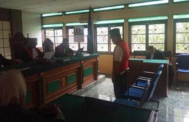 Sidang kasus pencabulan oleh terdakwa Kades Pandekik di PN Bengkalis