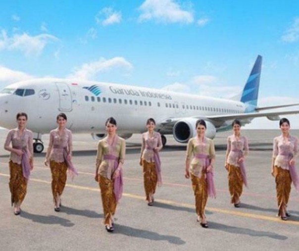 Kebaya rancangan Anne Avantie untuk maskapai penerbangan nasional Garuda Indonesia. Instagram/@anneavantieheart.