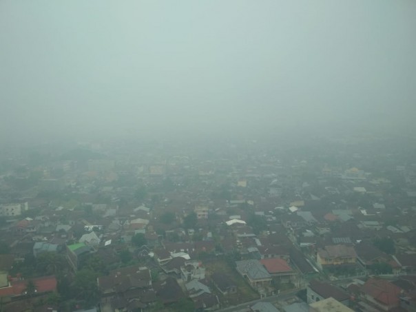 Kabut Asap di Kota Pekanbaru, Riau. Foto:R1