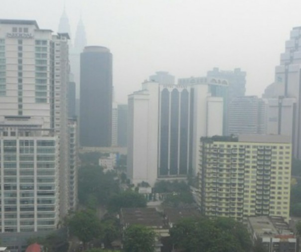 Kabut asap selimuti Malaysia. Foto: Detik.com.