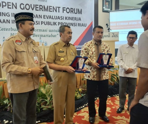 Suasana launching hasil Indeks Keterbukaan Informasi Publik (Foto: Istimewa/FITRA Riau)