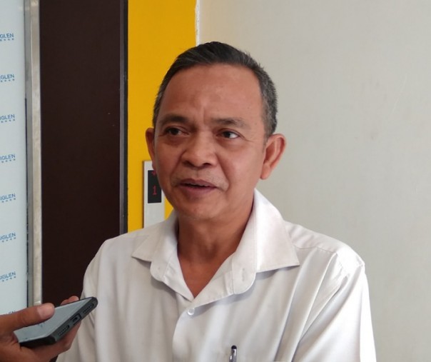 Direktur PDAM Pekanbaru Kemas Yusferi. Foto: Surya/Riau1.