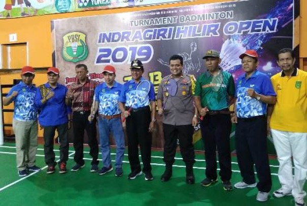 Bupati Inhil bersama unsur Forkopimda dan ketua PBSI Riau