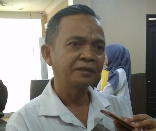 Direktur PDAM Pekanbaru Kemas Yusferi. Foto: Surya/Riau1.