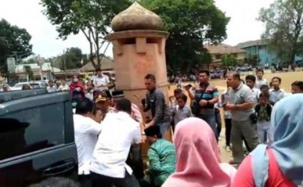 Peristiwa penyerangan terhadap Menko Polhukam, Wiranto