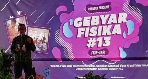 Bupati Kuansing, Mursini membuka Gebyar Fisika XIII yang ditaja FKIP Unri di Kuansing