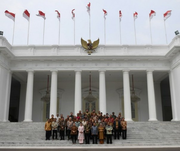 Kabinet Jokowi Jilid I bersama Jusuf Kalla. Foto: Antara.