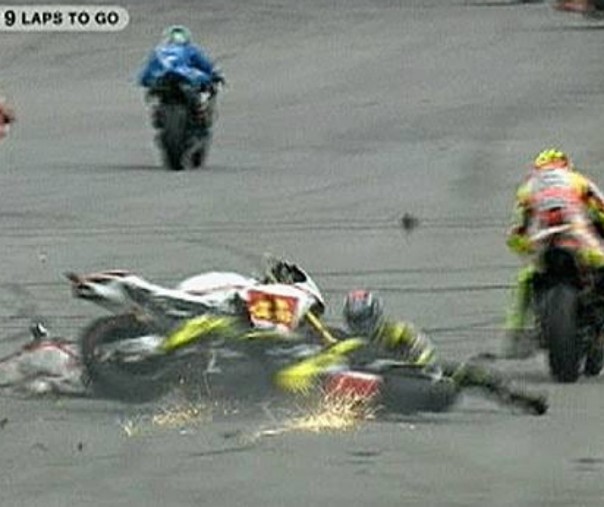 Simoncelli saat kecelakaan (Foto: Istimewa/internet)