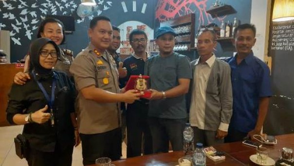 Kapolres Siak bersama Ketua PWI Siak