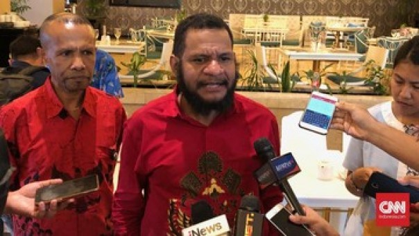 Tokoh Papua, Hendrik Yance Udam. 