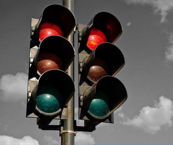 Ilustrasi lampu lalu lintas (Foto: Istimewa/internet)
