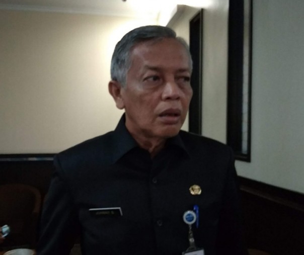 Kepala Disnaker Kota Pekanbaru Johnny Sarikoen. Foto: Surya/Riau1.