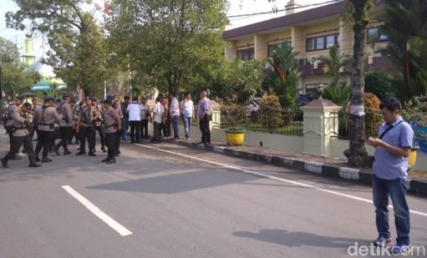 Suasana terkini di Mapolrestabes Medan pasca ledakan diduga bom bunuh diri