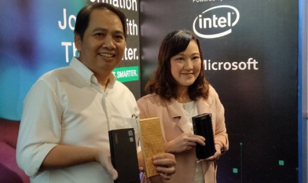 Lenovo hadirkan 2 desktop terkecil di dunia