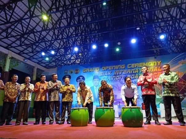 Pembukaan Serindit Boat Race