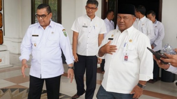 Wagubri, Edy Natar bersama Sekdakab Kampar, Yusri