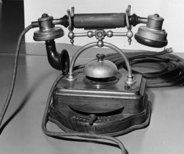 Ilustrasi telepon engkol (Foto: Istimewa/internet)