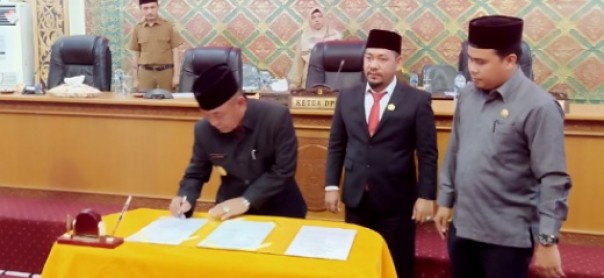 Pengesahan APBD Pelalawan tahun 2020