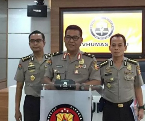 Kepala Biro Penerangan Masyarakat Polri Brigjen Pol Raden Prabowo Argo Yuwono (tengah). Foto: Antara.