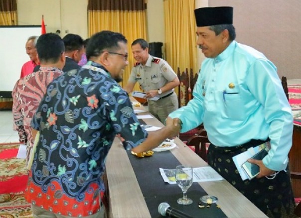 Bupati Siak, Alfedri saat menggelar konsultasi publik untuk sempurnakan RTRW