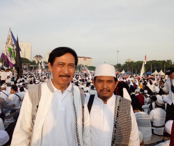 Rektor Universitas Ibnu Chaldun Jakarta Musni Umar (kiri) [Foto: Istimewa/Twitter]