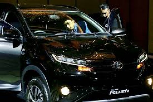 Bermasalah, Toyota Dipreksi Akan Lakukan Recall Untuk Rush Hingga Tahun Depan