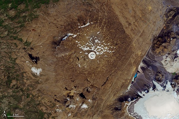 Penelitian Ungkap Gunung Es Kecil di Indonesia Akan Mencair Dalam Satu Dekade