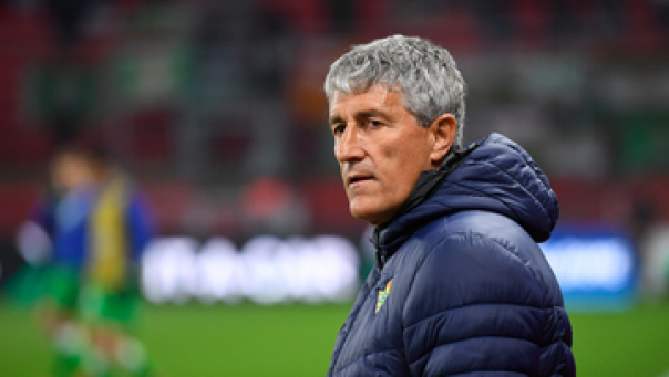 Pelatih baru Barcelona, Quique Setien.