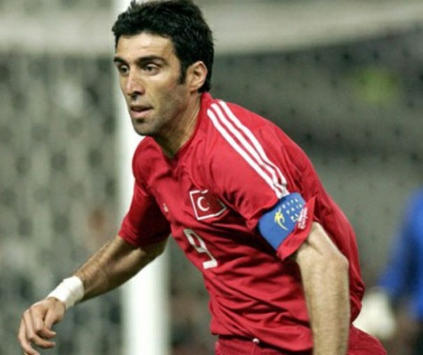 Hakan Sukur. Foto: fifa.com.