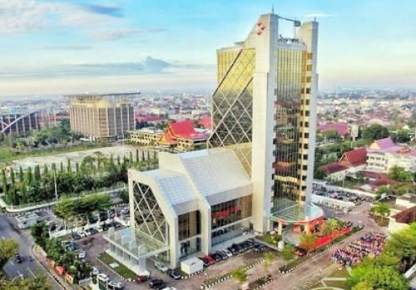 Gedung Menara Dang Merdu Bank Riau Kepri