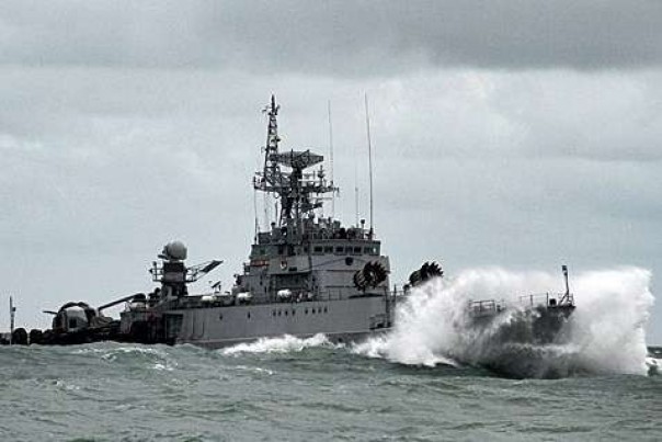 TNI AL patroli di perairan Laut Natuna. 