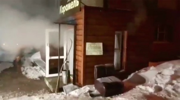 Lima Orang Tewas Direbus Air Mendidih Setelah Pipa Pemanas Meledak di Asrama Rusia