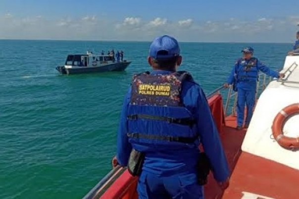 Ilustrasi pencarian korban speedboat karam di perairan Rupat Utara