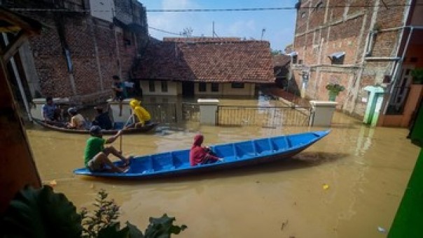 Banjir besar di Bandung. 