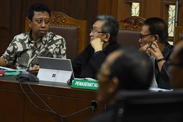 Mantan Ketum PPP, Romahurmuziy saat menjalani sidang sebagai terdakwa kasus suap seleksi jabatan di Kemenag Jatim