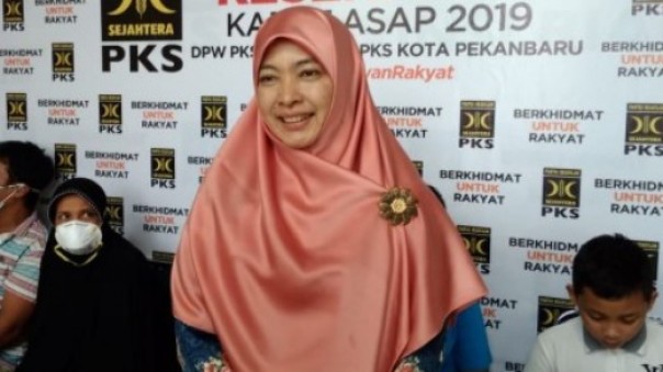 Anggota Komisi V DPRD Riau, Arnita Sari