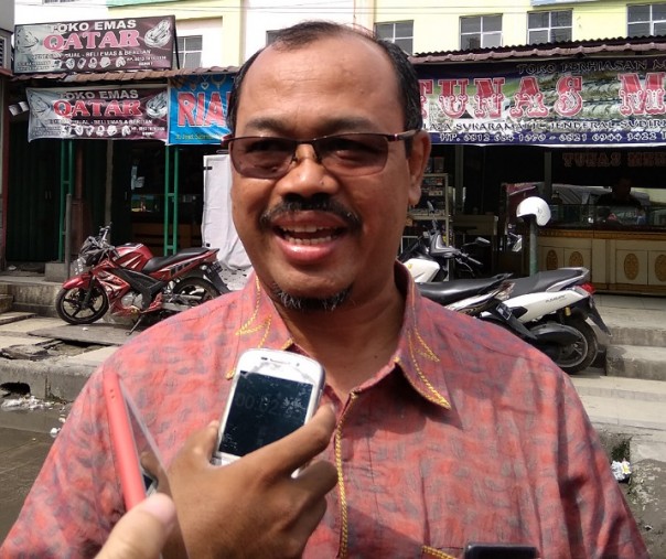 Kepala Cabang PT Makmur Papan Permata Suryanto, pengelola STC. Foto: Surya/Riau1.
