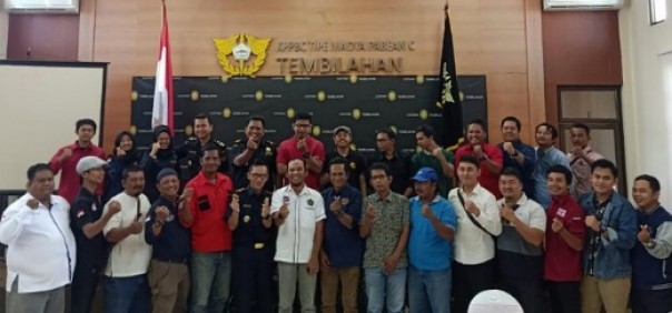 Kepala BC Tembilahan dan awak media dari Inhil serta Inhu