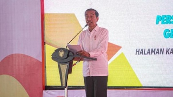 Presiden Jokowi saat pidato di Hari Pers Nasional di Banjarbaru, Kalsel, Sabtu.