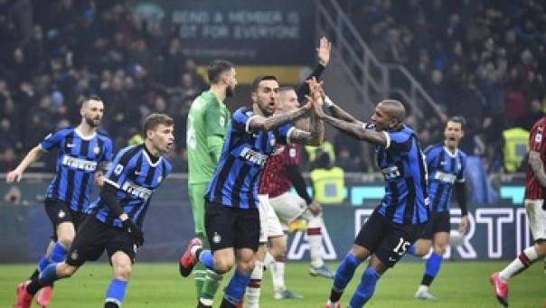 Inter Milan ke posisi puncak Klasemen Sementara Liga Italia, Senin dini hari WIB. 