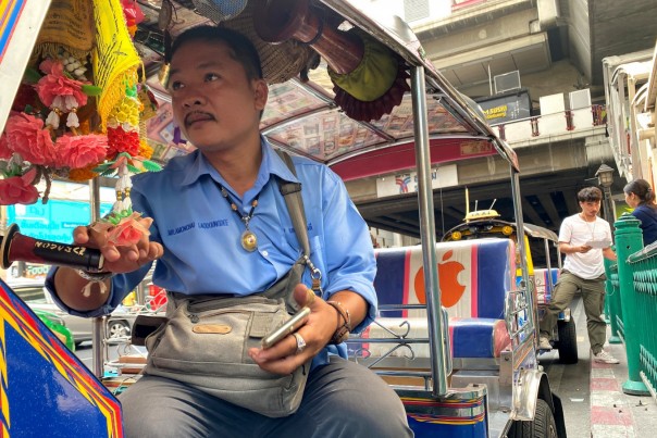 Virus Corona Mengguncang Pariwisata Asia,  Pengemudi Tuk Tuk Mengaku Bila Pendapatannya Menurun Drastis