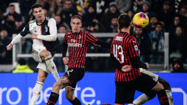 AC Milan tahan imbang Juventus. 