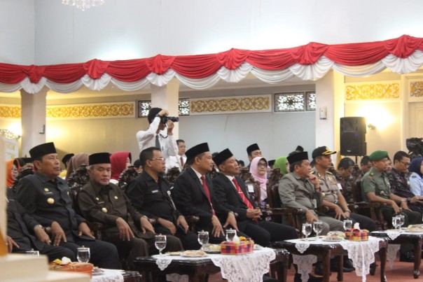 Wakil Bupati Meranti Said Hasyim saat menghadiri Pengukuhan Perwakilan BPKP Riau Sekaligus Terima Sertifikat APIP Level 3di Balai Pauh Janggi, Gedung Daerah, Jl. Diponegoro, Jumat (21/2/2020).