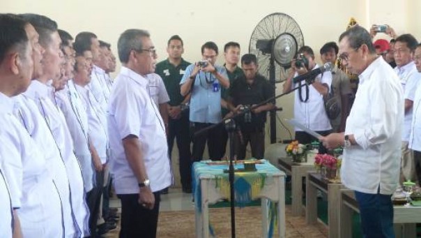 Gubernur Riau, Syamsuar melantik PB Porprov X Riau 2021 di Kuansing