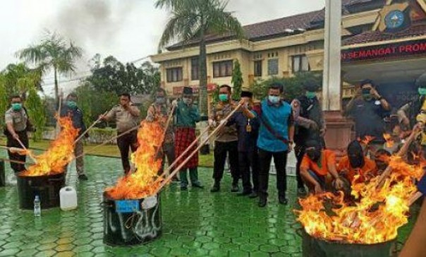 Pemusnahan barang bukti narkoba puluhan miliar rupiah di Mapolres Siak