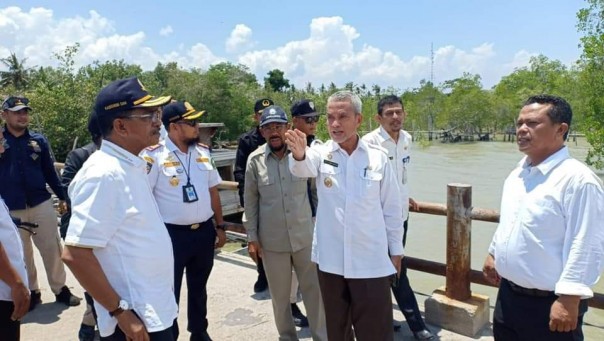 Buka Isolasi Meranti, Wabup Said Hasyim Tinjau Kondisi Pelabuhan Penyengat Siak dan Mengkikip